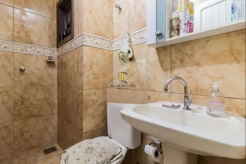 Casa 4 dormitórios no bairro Jardim Leopoldina