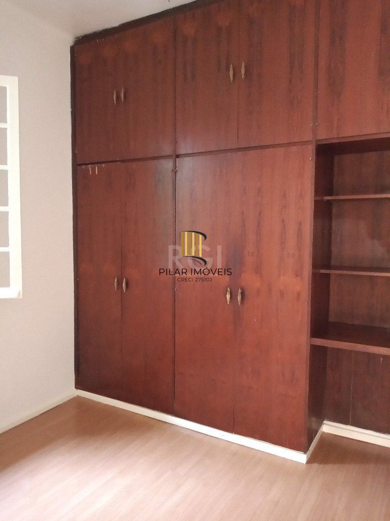 Casa para Venda - 170m², 4 dormitórios, sendo 1 suites, 2 vagas - Tristeza