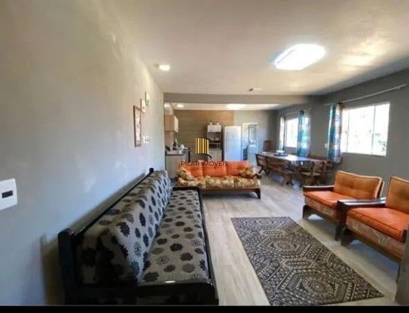 Casa 2 dormitórios no bairro Village