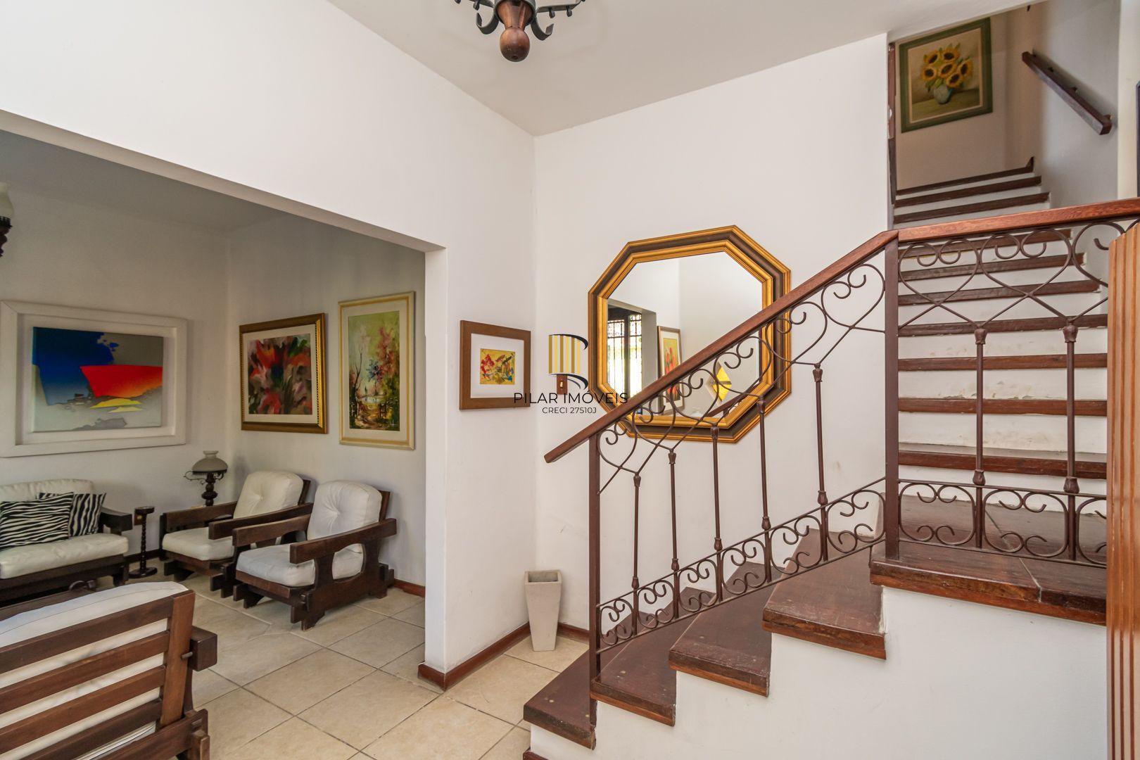 Casa 3 dormitórios no bairro Azenha