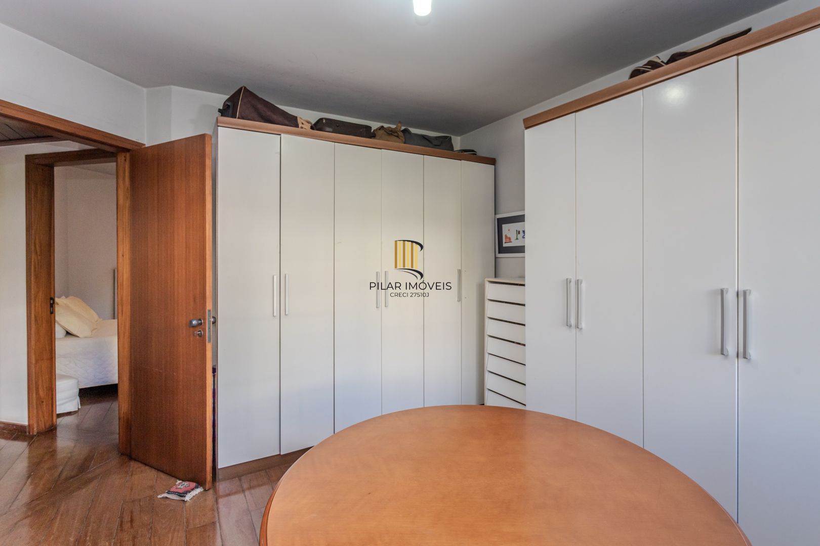 Cobertura duplex no bairro Petrópolis de 3 dormitórios vaga e terraço