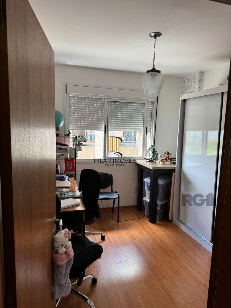Apartamento 2 dormitórios no bairro Pátria Nova