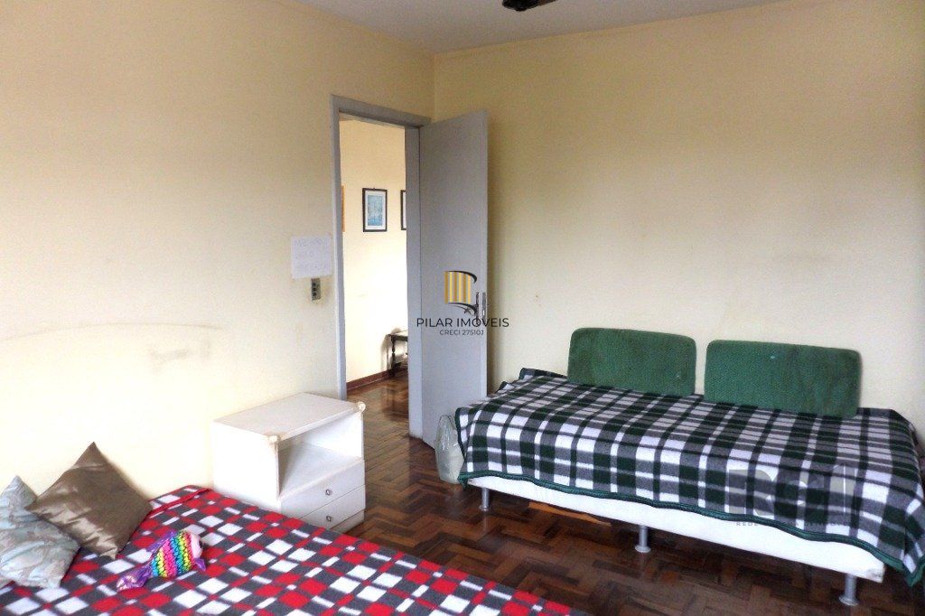 Apartamento na Glória de 2 dormitórios