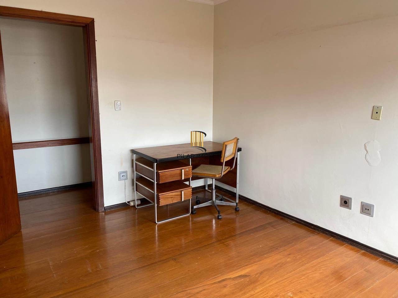 Apartamento 3 dormitórios no bairro Menino Deus