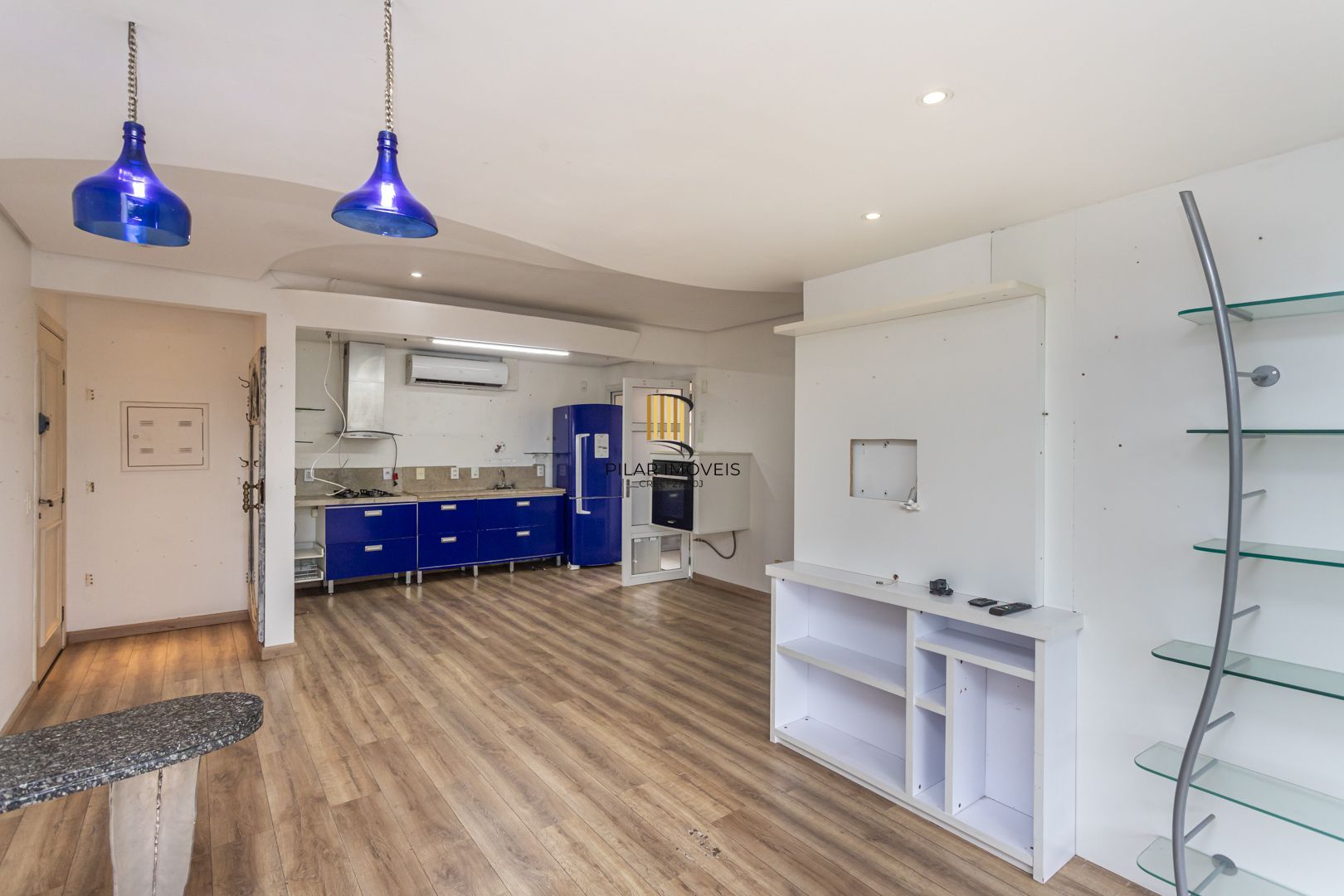 Apartamento de 2 dormitórios DESOCUPADO em frente do Iguatemi