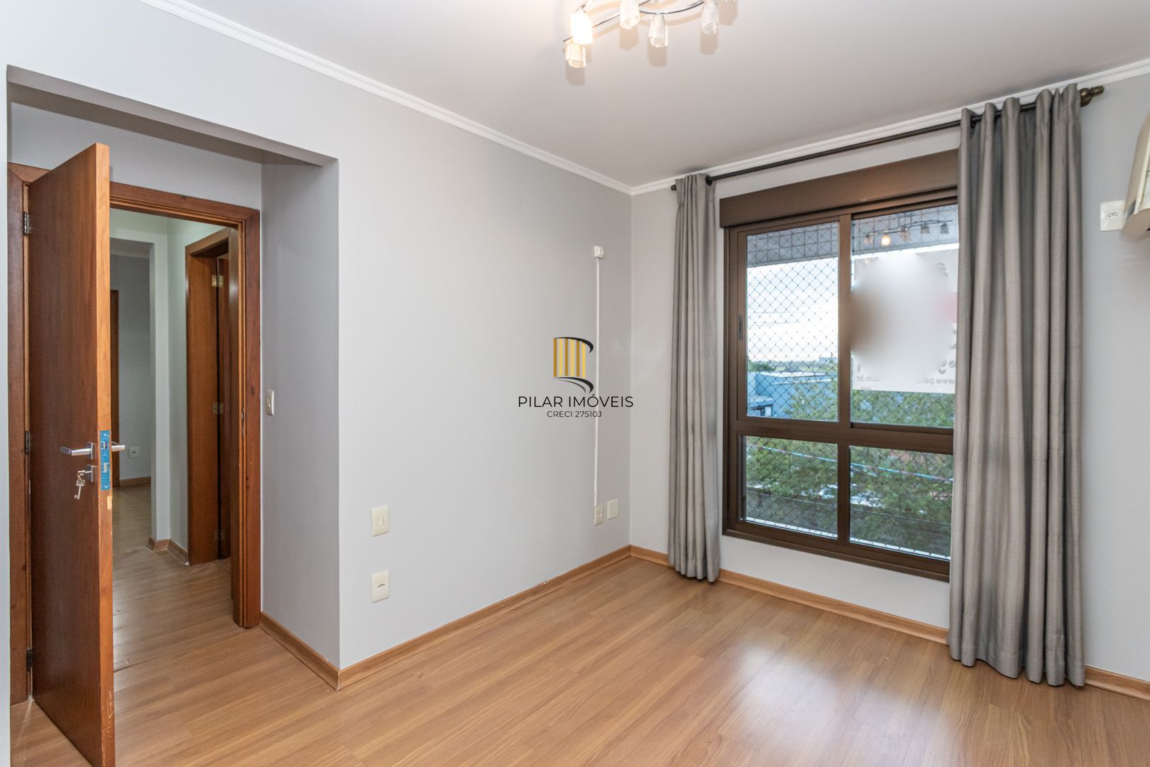 Apartamento 2 dormitórios no bairro São Sebastião