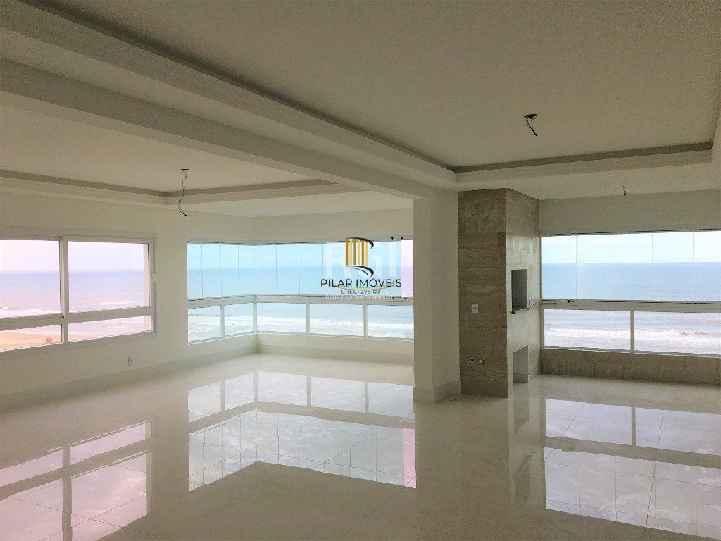 Apartamento para Venda - 168.01m², 4 dormitórios, sendo 3 suites, 2 vagas - Centro