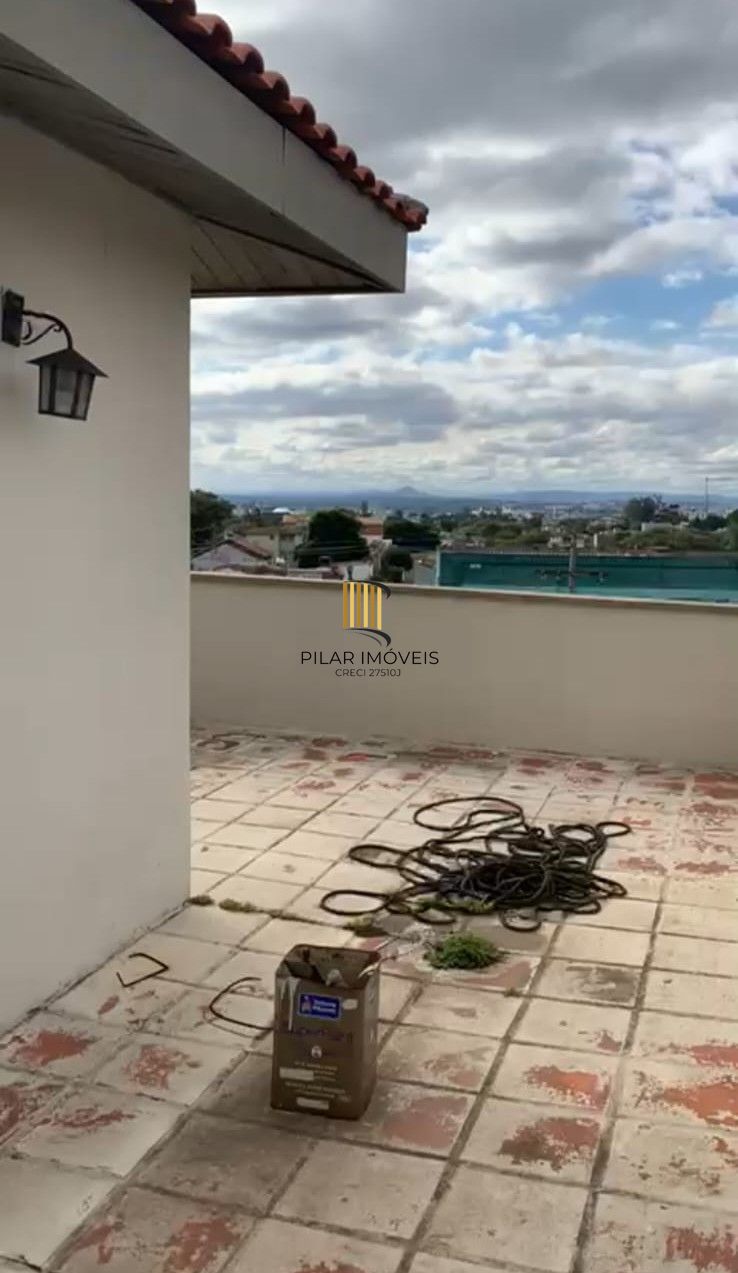 Cobertura no Jardim Planalto de 3 dormitórios e vaga