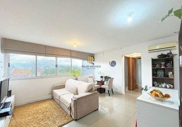 Apartamento no bairro Tristeza de 2 dormitórios vaga e infra