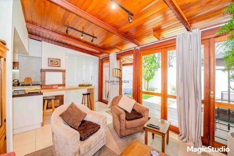 Casa em Condomínio 3 dorms, 2 vagas de garagem, 129m² privativos, à venda Avenida Eduardo Prado, Cavalhada - Porto Alegre