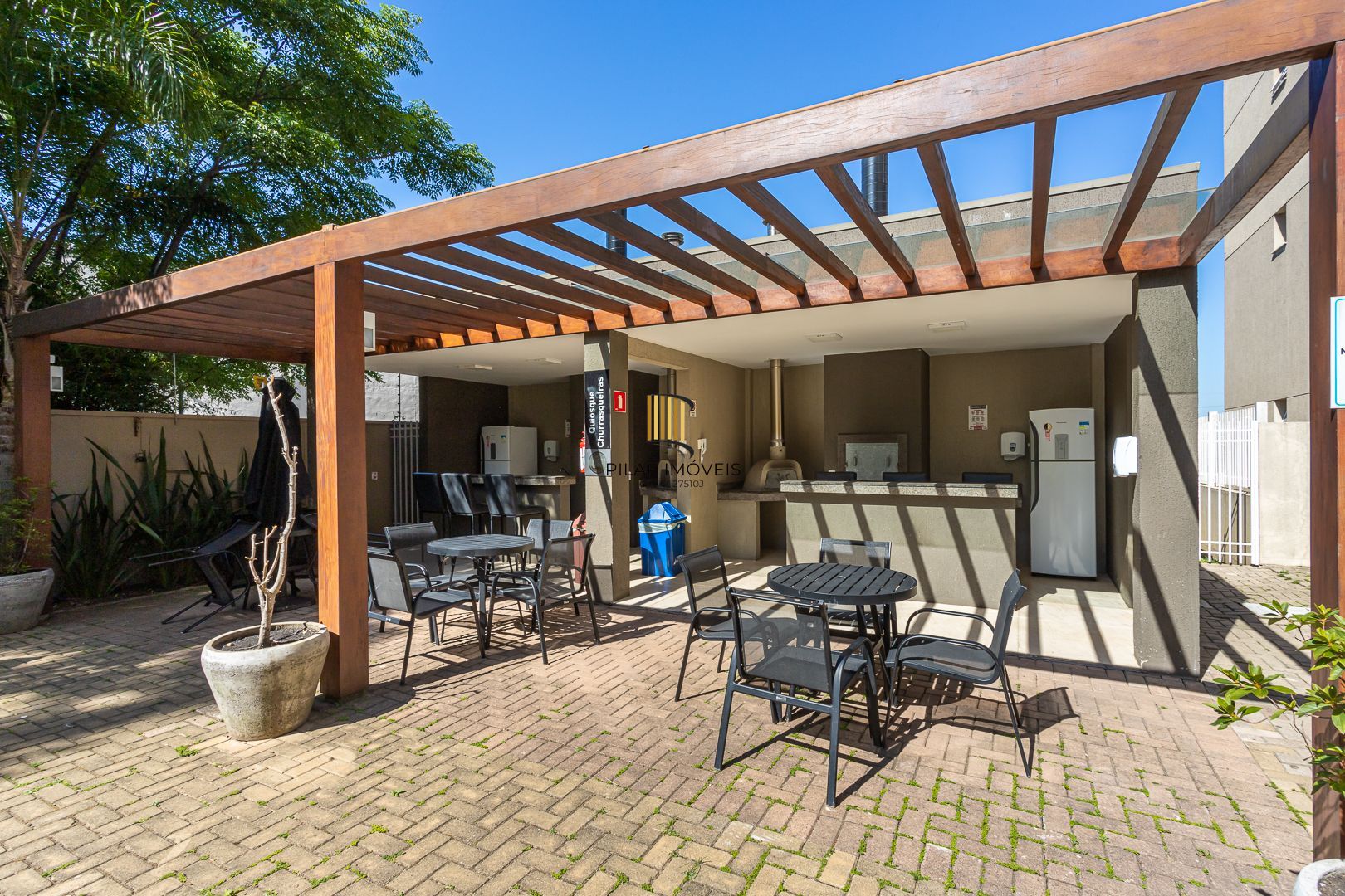 Apartamento 3 dormitórios no bairro Jardim Carvalho