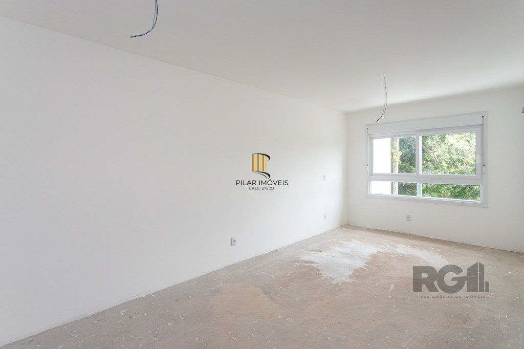 Apartamento de 2 dormitórios e 2 vagas NOVO desocupado