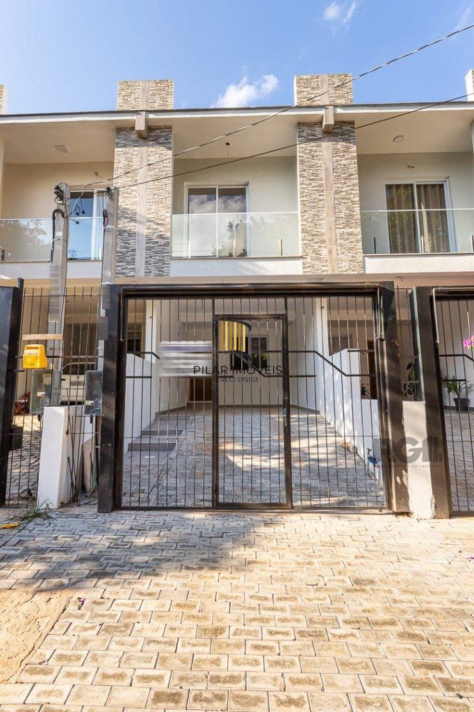 Casa Sobrado NOVO de 3 dormitórios 2 vagas - Pilar Imóveis