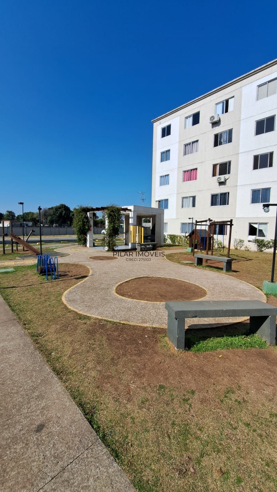 Apartamento 2 dormitórios no bairro Rubem Berta