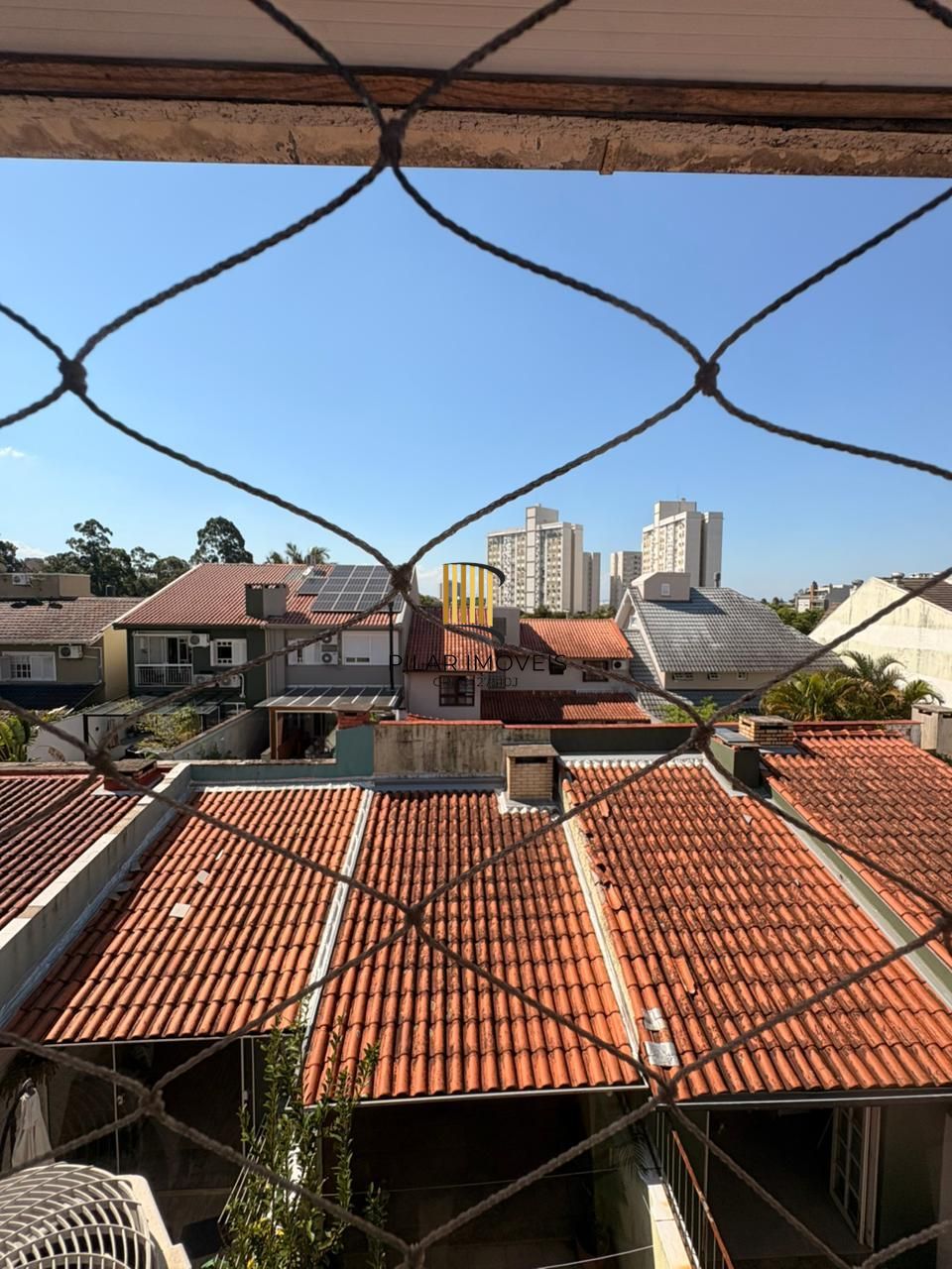 Casa sobrado de 3 dormitórios e 2 vagas