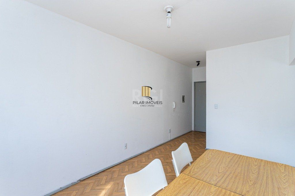 Apartamento de 2 dormitórios no Jardim Botânico