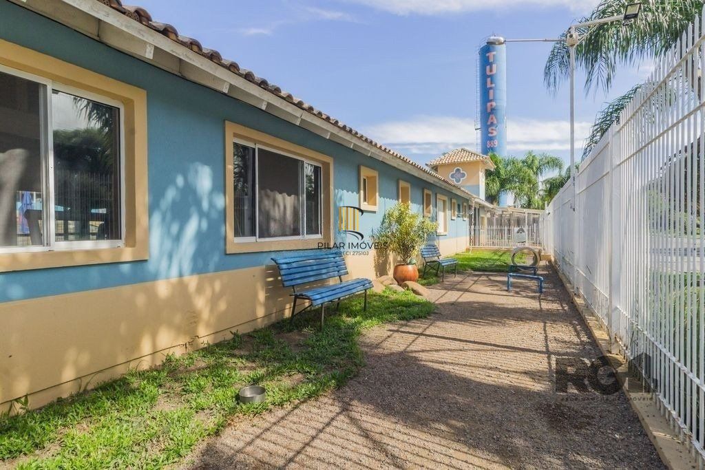 Casa em Condomínio fechado no Humaitá de 3 dormitórios 2 vagas e infra