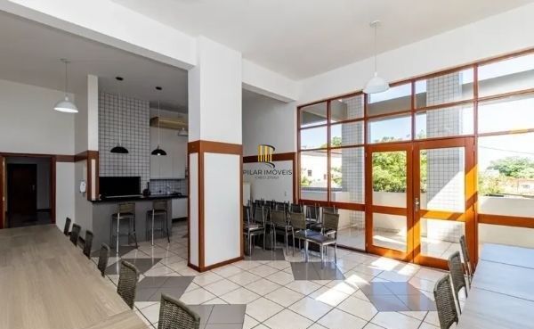 Apartamento na Cavalhada de 2 dormitórios e vaga