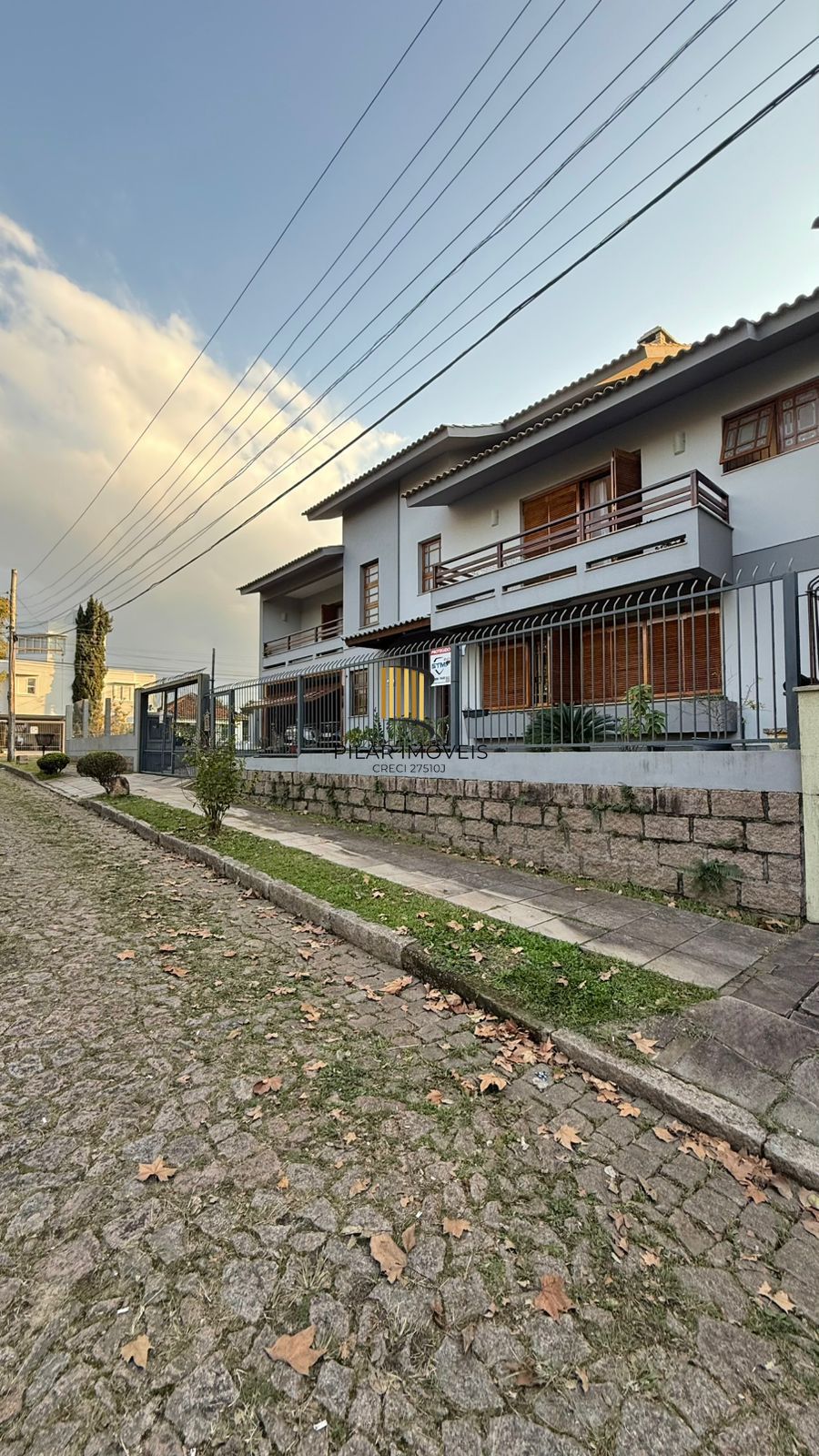 Casa 3 dormitórios no bairro Ipanema