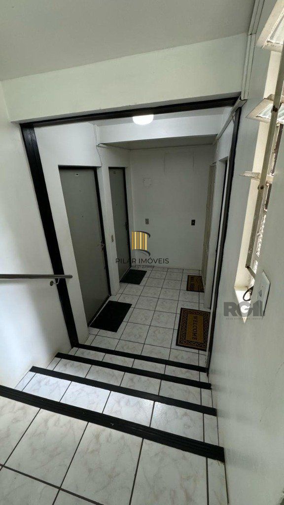 Apartamento de 2 dormitórios no bairro Nonoai