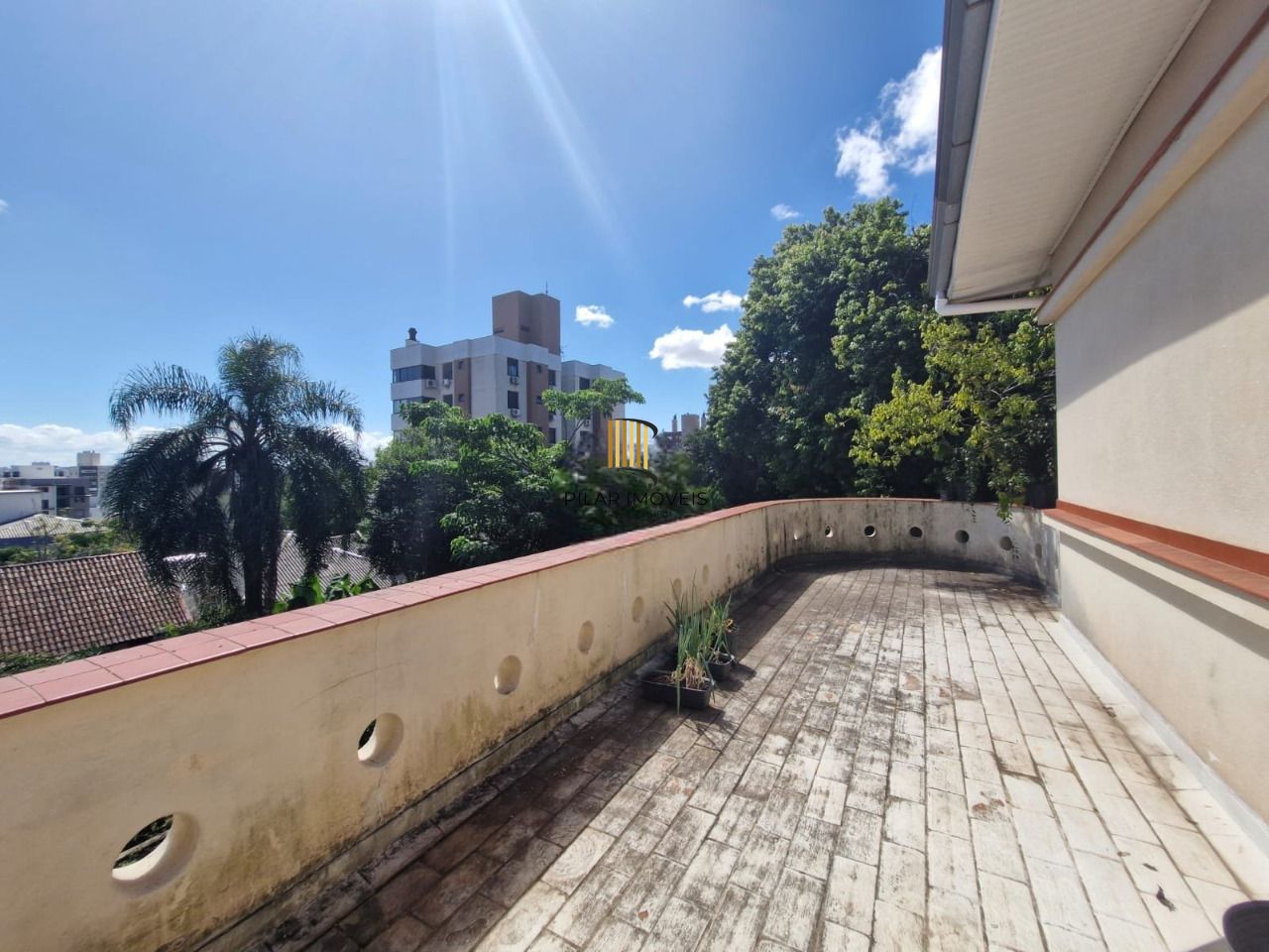 Casa 4 dormitórios no bairro Petrópolis