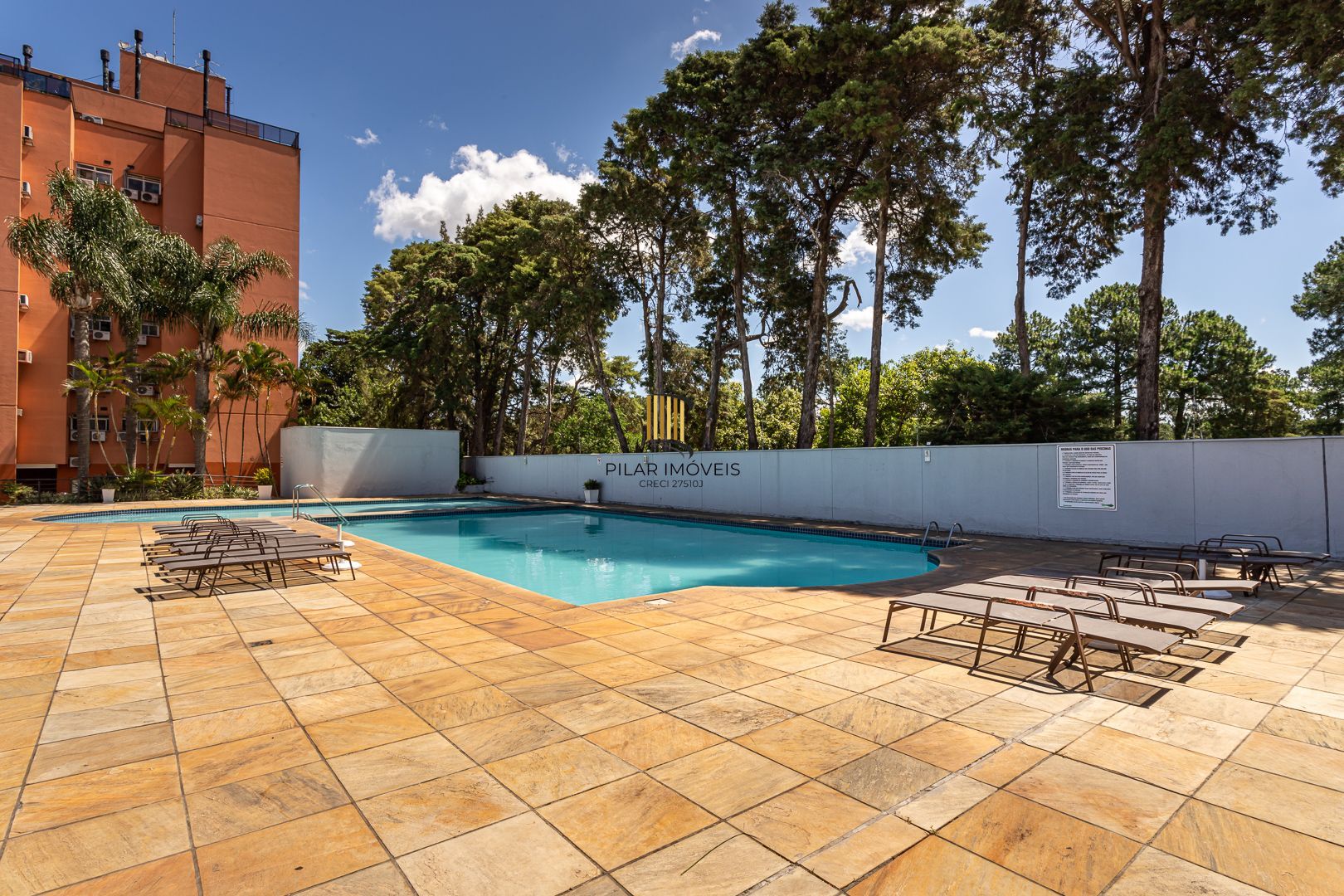 Apartamento de 2 dormitórios DESOCUPADO em frente do Iguatemi