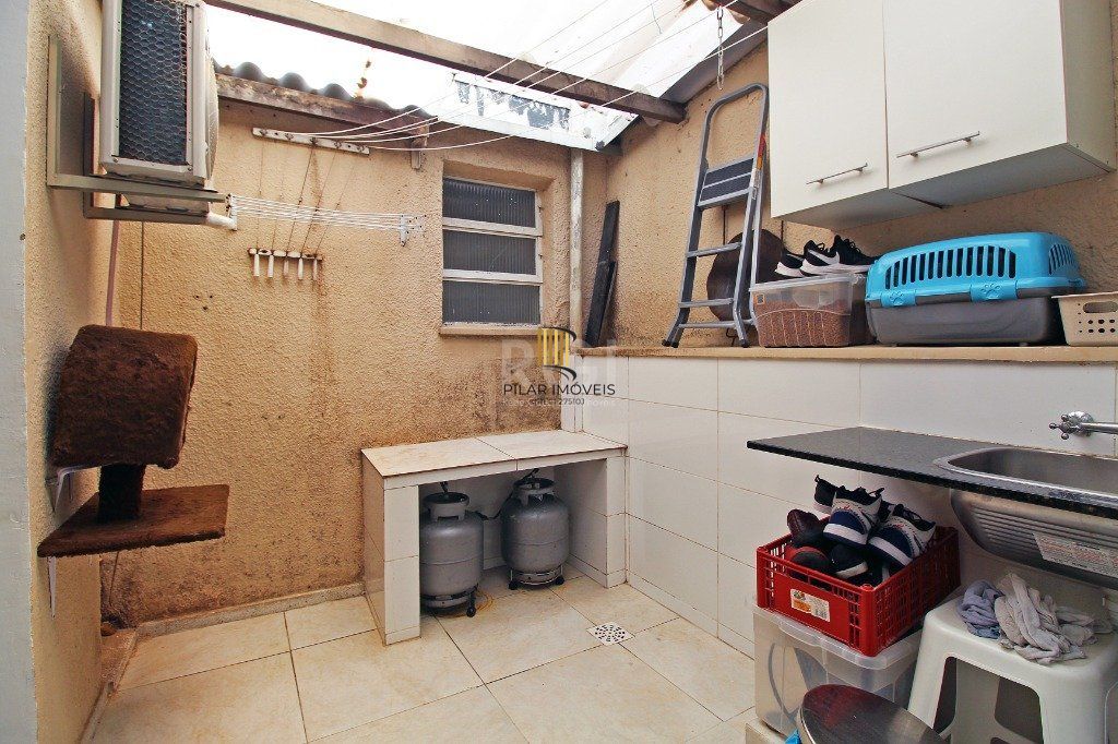 Apartamento de 3 dormitórios e vaga no bairro Petrópolis