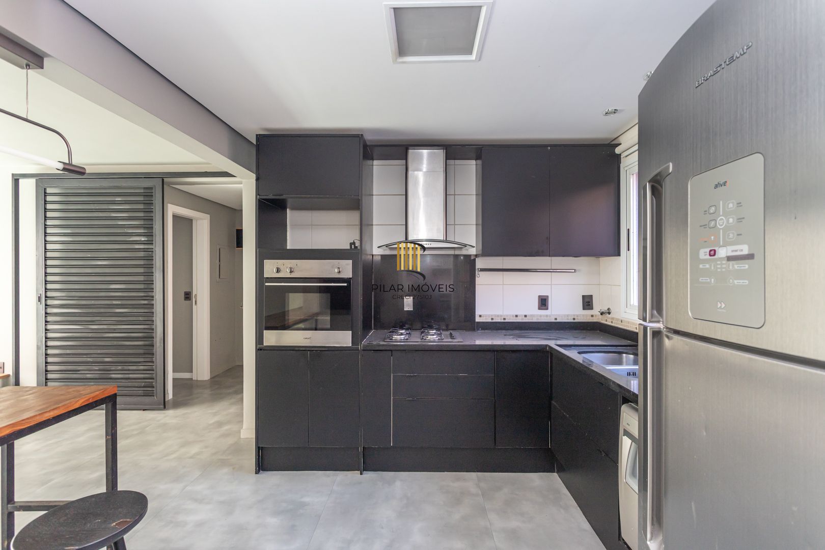 Apartamento Garden no bairro Pertrópolis de 3 dormitórios e 2 vagas DESOCUPADO