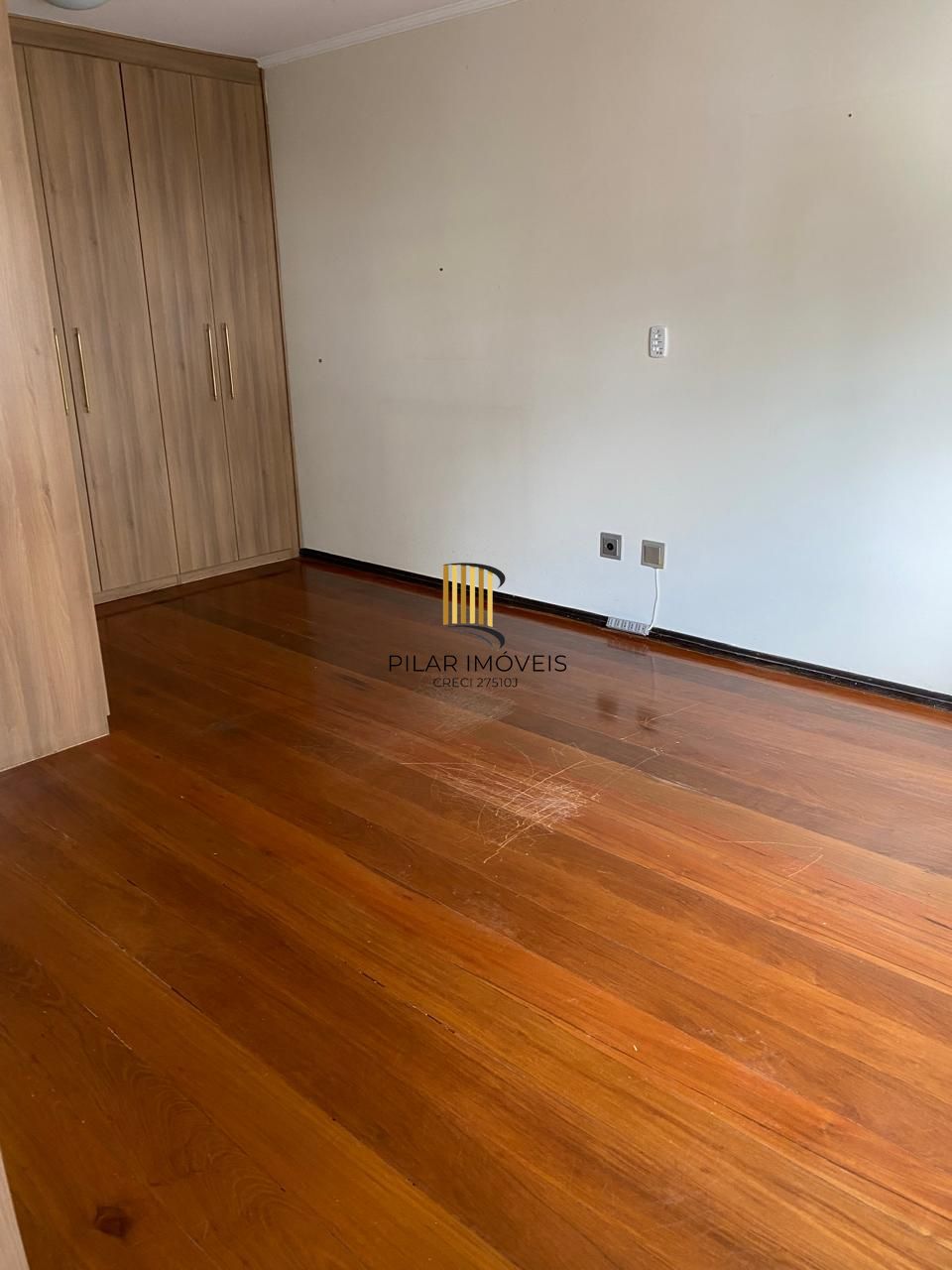 Apartamento 3 dormitórios no bairro Menino Deus