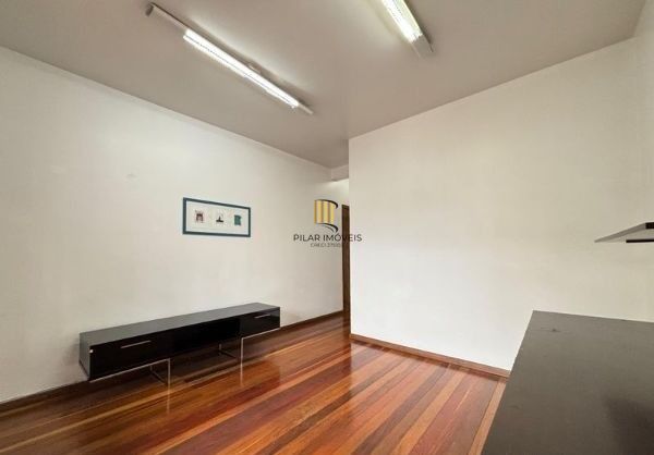 casa sobrado na Medianeira com 4 dormitórios