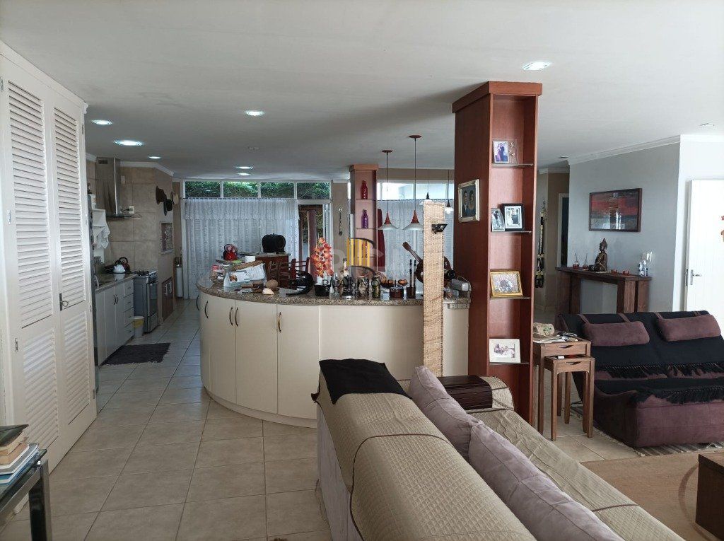 Casa para Venda 3 dormitórios 2 vagas - Capão Novo