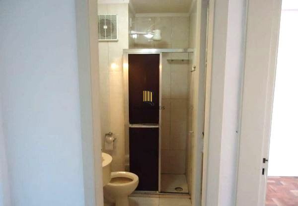 Apartamento no bairro Vila Ipiranga de 1 dormitório DESOCUPADO