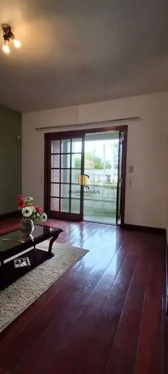 Casa 3 dormitórios no bairro Passo das Pedras