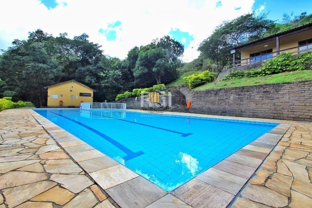 Apartamento no Nonoai de 2 dormitórios vaga e infra