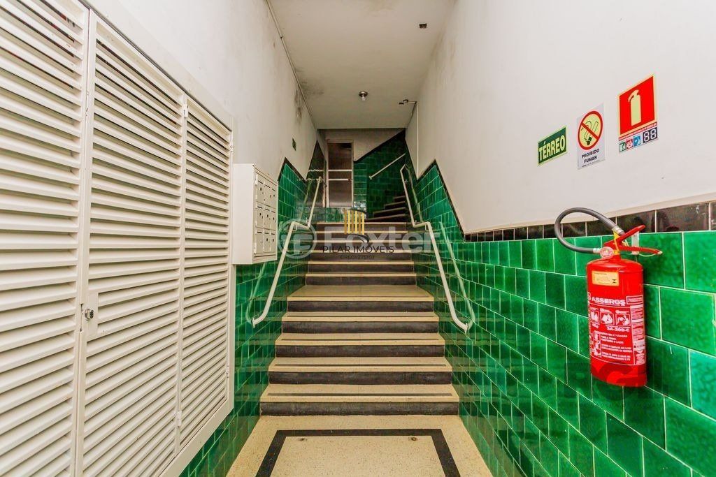 Apartamento 2 dormitórios no bairro Floresta