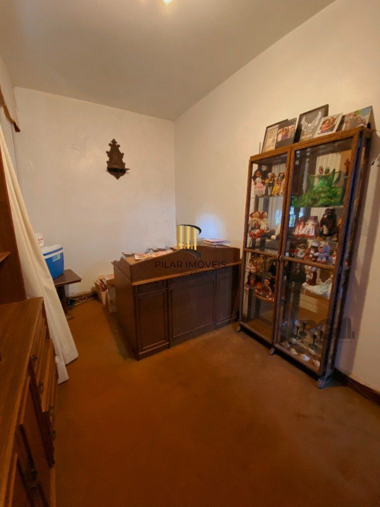 Casa no Teresópolis de 4 dormitórios e 4 vagas
