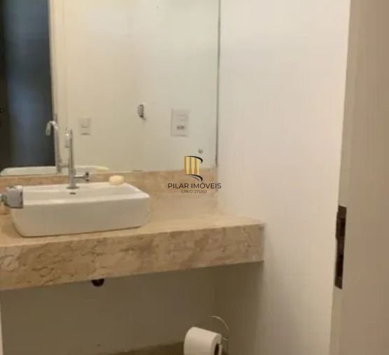 Casa no Bairro Jardim Lindóia de 3 dormitórios e 3 vagas