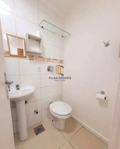 Apartamento no Centro de 1 dormitório desocupado