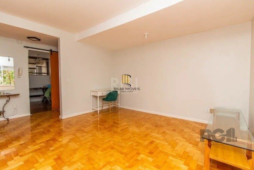 Apartamento no Bom Fim com 4 dormitórios e vaga