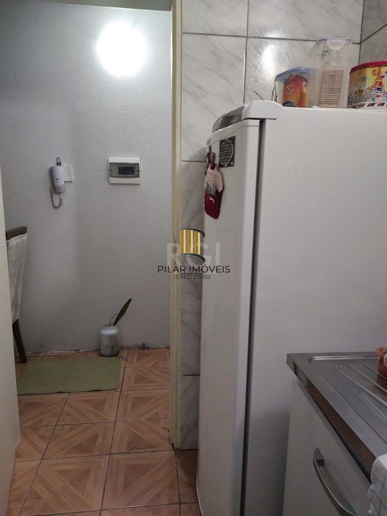 Apartamento 01 dormitório, térreo, no bairro Jardim Carvalho, em Porto Alegre, RS.