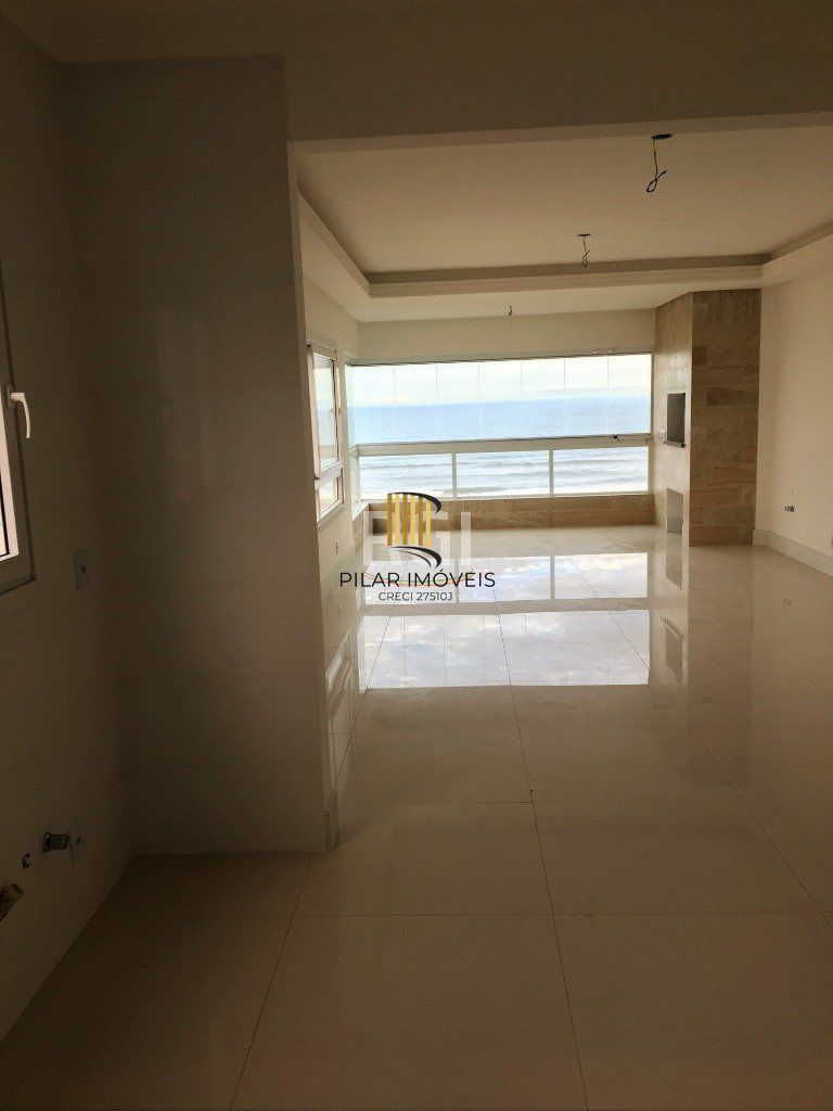 Apartamento para Venda - 123.48m², 3 dormitórios, sendo 2 suites, 2 vagas - Centro