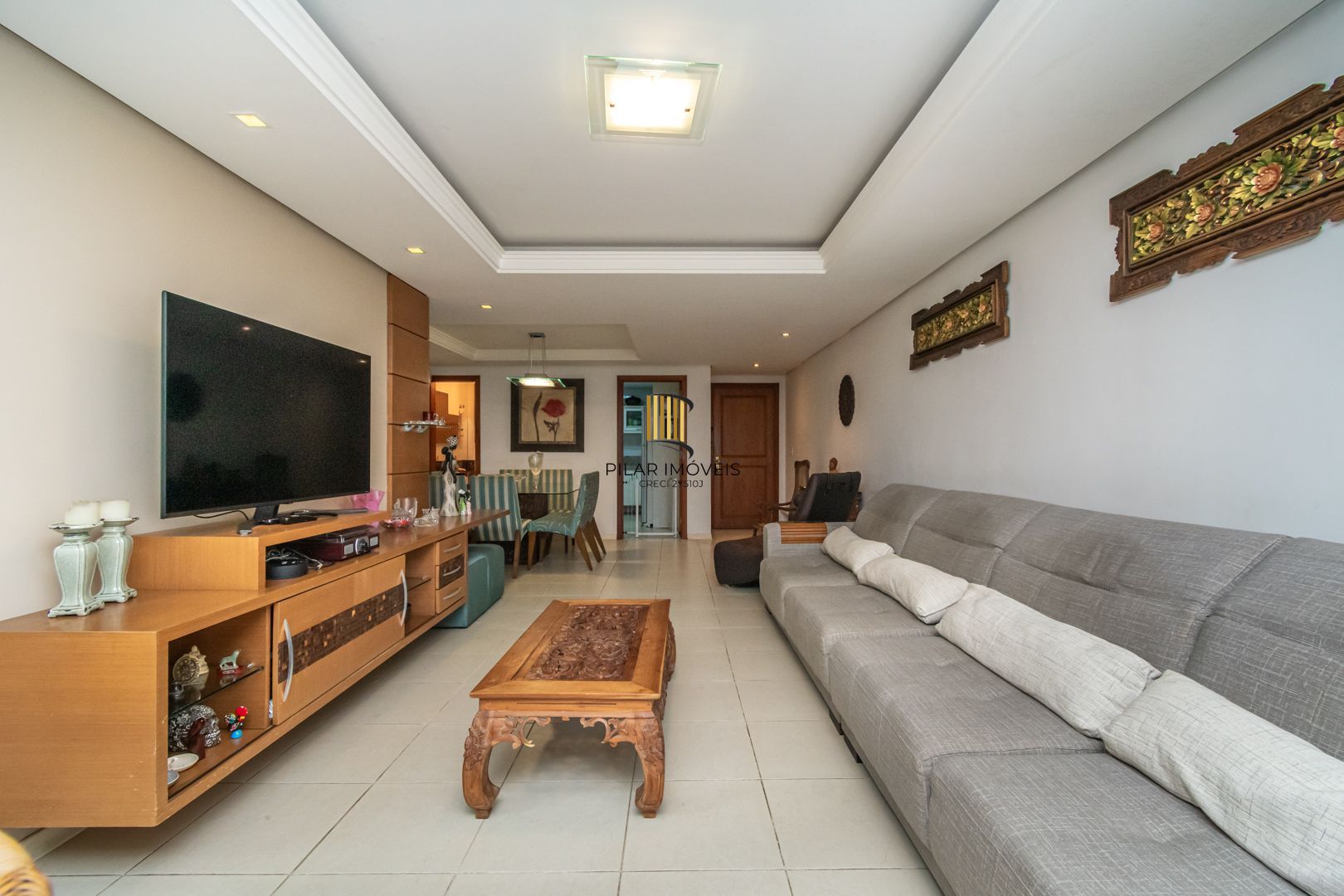Apartamento no bairro Higienópolis de 3 dormitórios e 2 vagas
