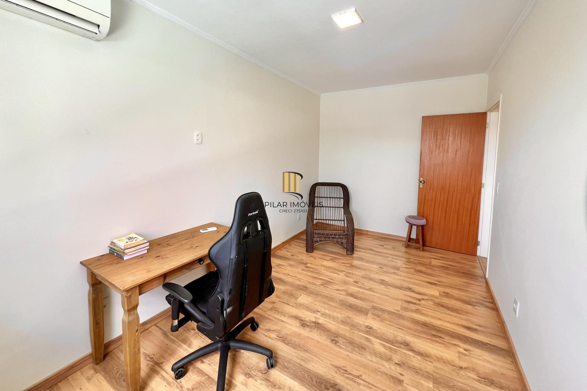 Casa 3 dormitórios no bairro Jardim Europa