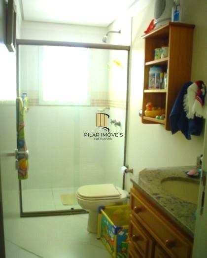 Casa sobrado no bairro Jardim Sabará de 3 dormitórios e 4 vagas