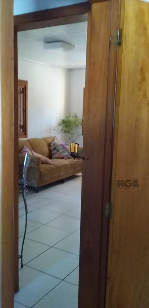 Casa 02 dormitórios, no bairro Parque Ipiranga, em Gravataí, RS.