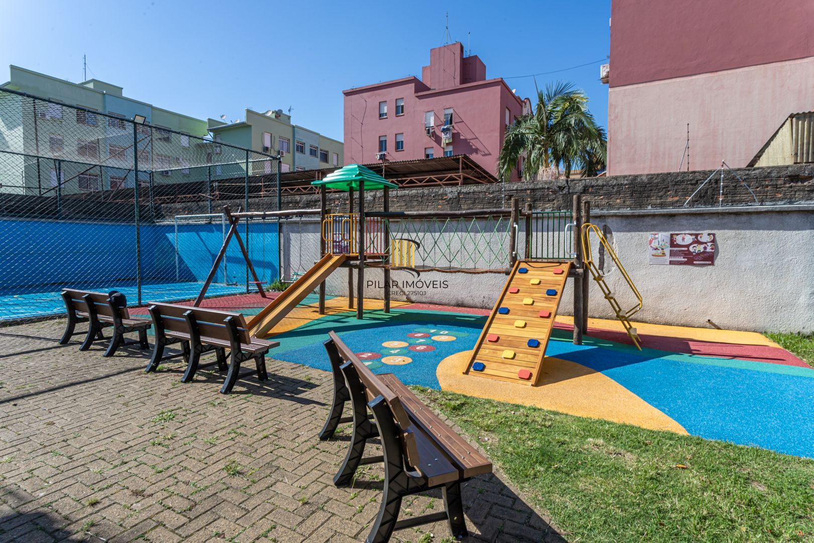 Apartamento no Sarandi de 2 dormitórios vaga e infra MOBILIADO E DESOCUPADO