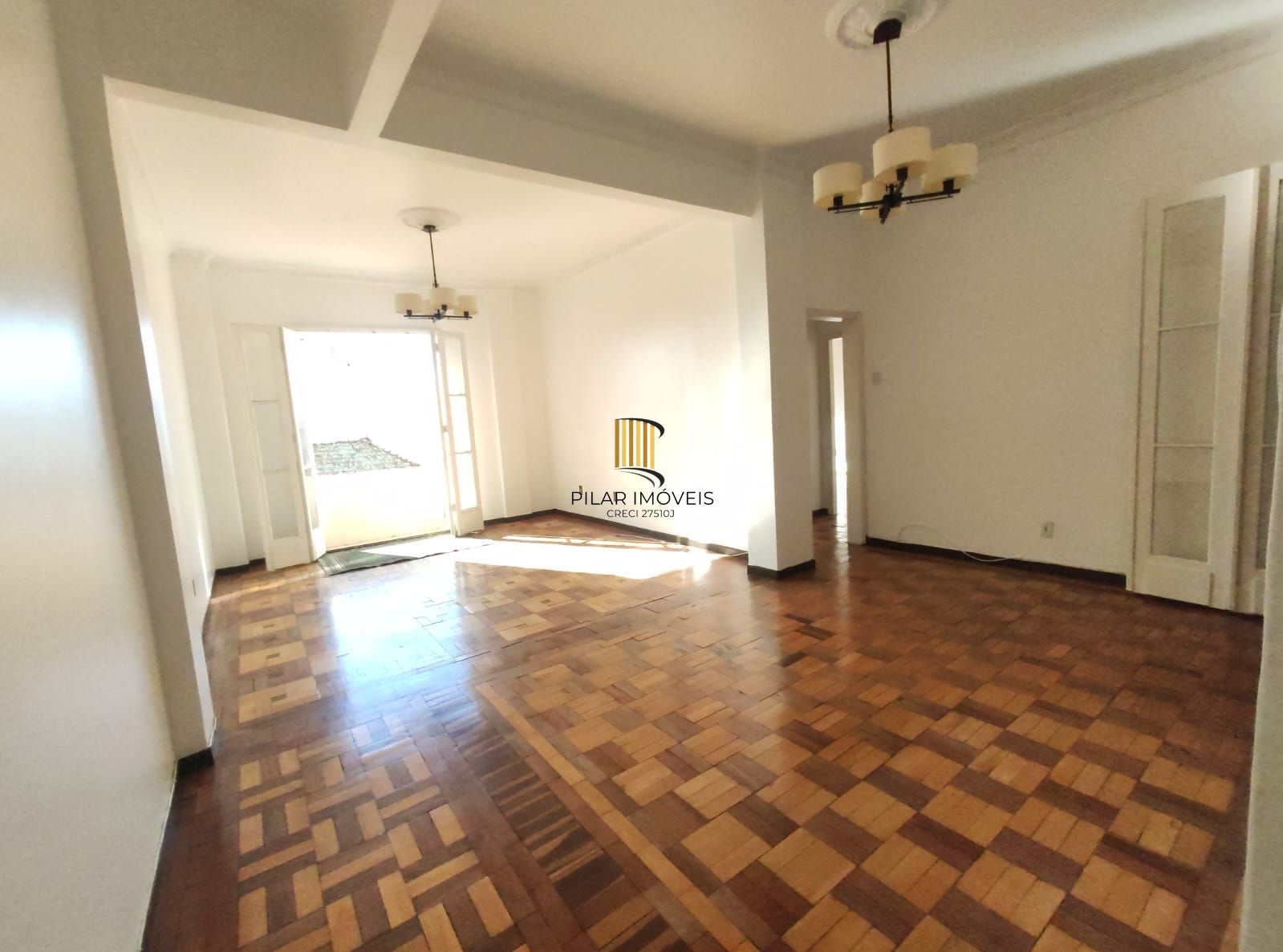 Apartamento 2 dormitórios no bairro Floresta