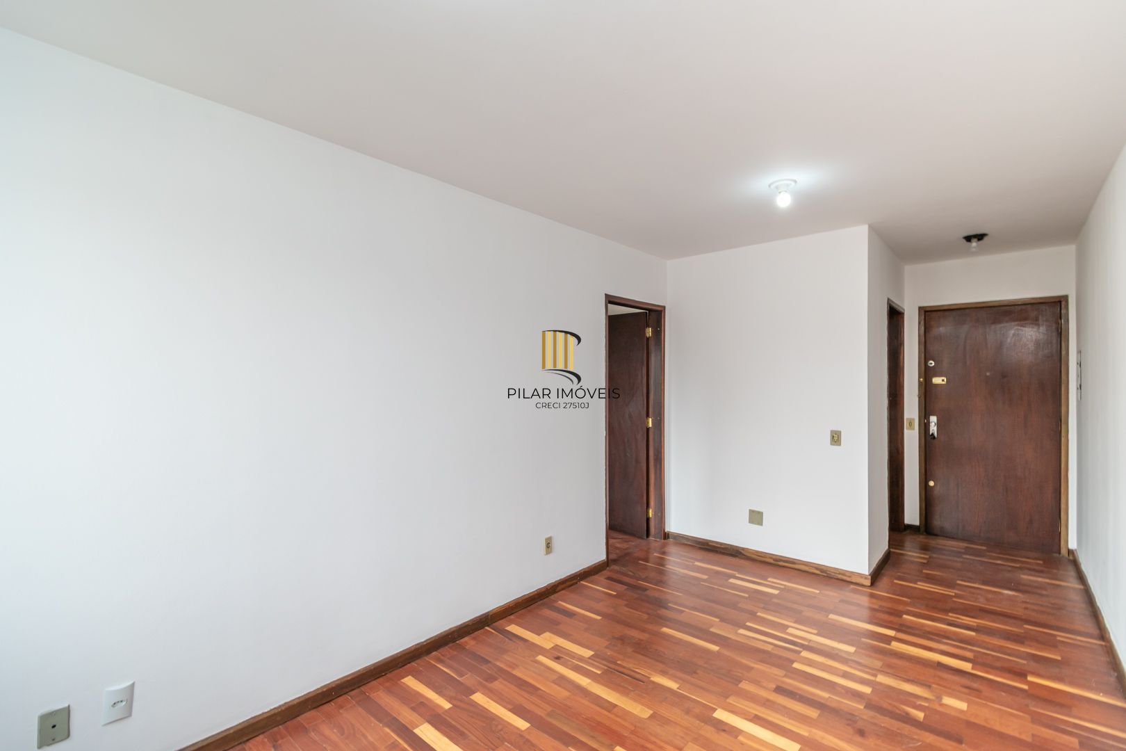 Excelente apartamento em frente ao Hospital de Clinicas