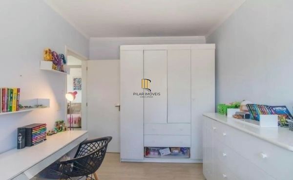 Apartamento no Cristal de 2 dormitórios