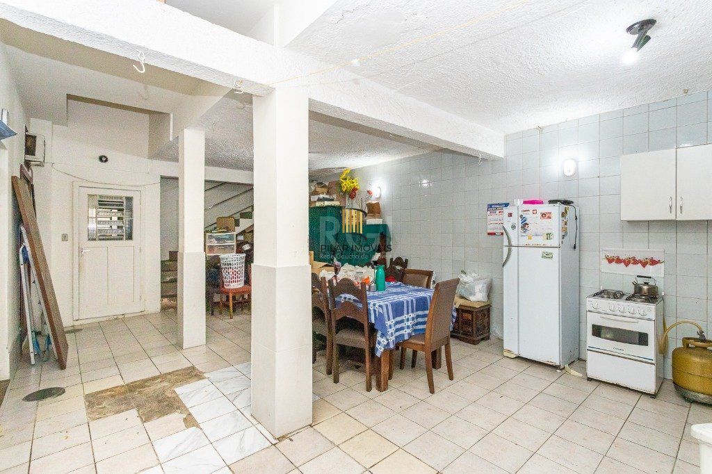 Casa para Venda - 272m², 3 dormitórios, 2 vagas - Santa Cecília
